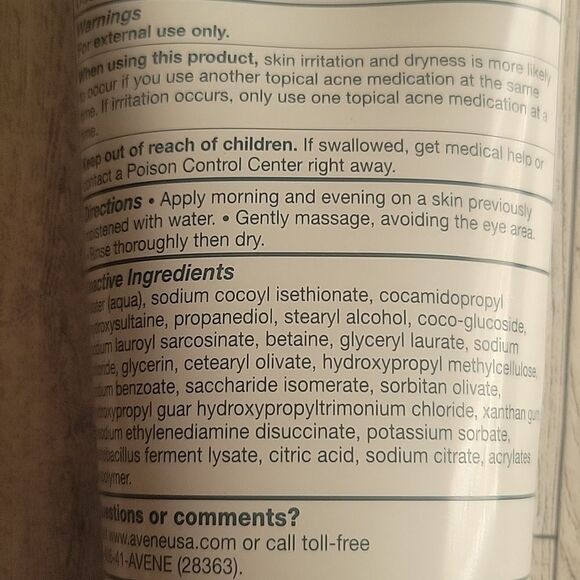 AVENE Cleanance Medicated Clearing Cleanser - Picture 2 of 5